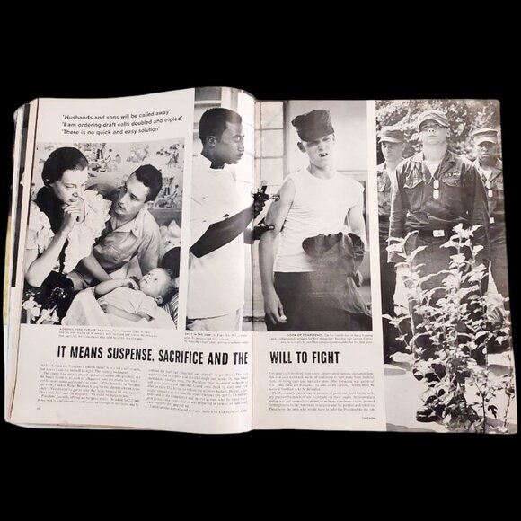 August 4, 1961, John F Kennedy on Cover/Life Magazine Vintage - Picture 7 of 14